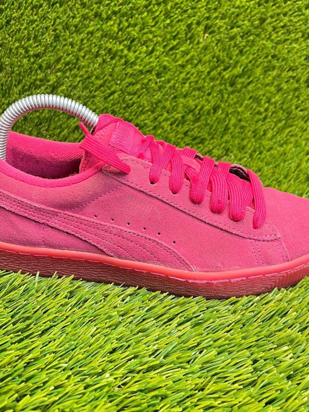 Puma Suede Iced Fluo Girls Size 7C Purple Running Walking Shoes Sneakers